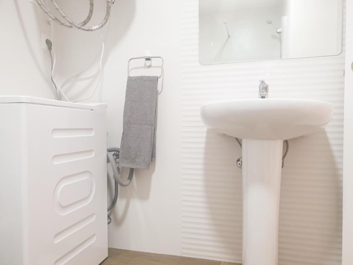 Economical Homes In Center マラガ エクステリア 写真